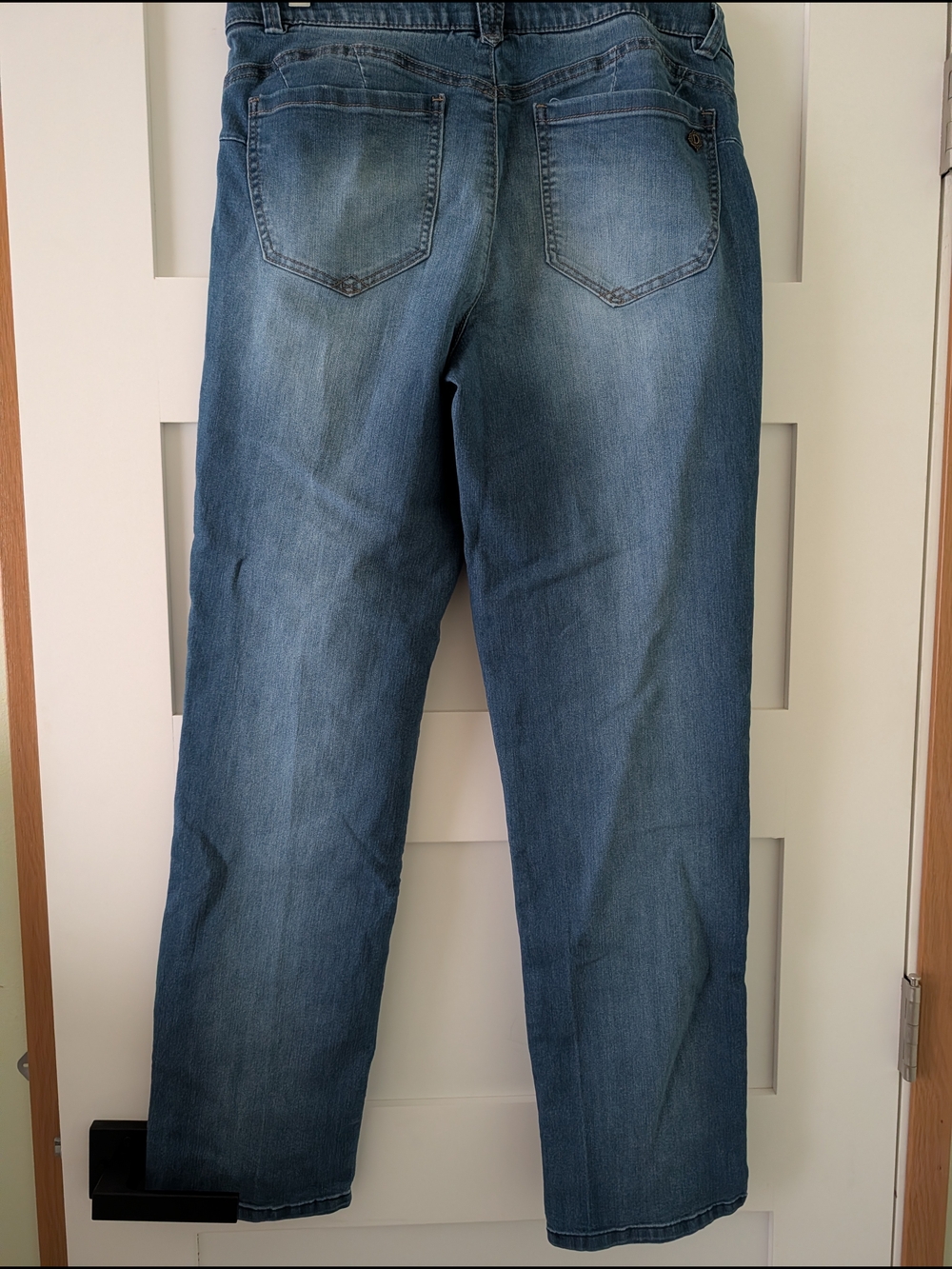 Democracy Distressed Ab Solution Straight Leg Jeans Women's Size 12 Medium Wash
